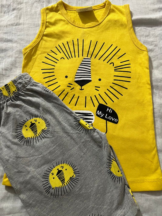 Lion design Toddler unisex nicker shirt